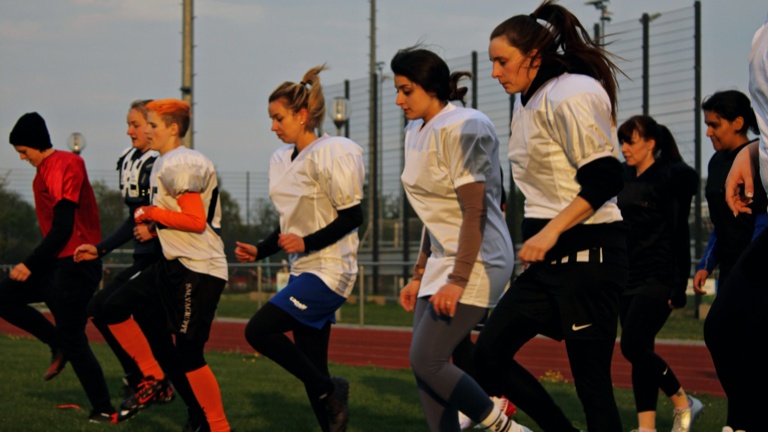 Frauen Football Fördern! Startkapital für 1.Saison
